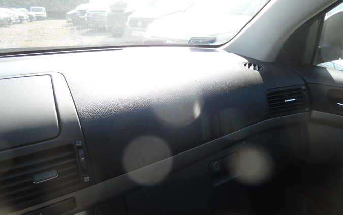 Toyota Avensis cena 6900 przebieg: 384000, rok produkcji 2007 z Poręba małe 211
